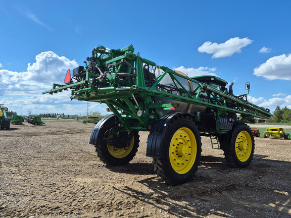 Used 2020 John Deere R4060 Self Propelled Sprayers at Horizon Ag & Turf in St. Paul, AB - Photo6
