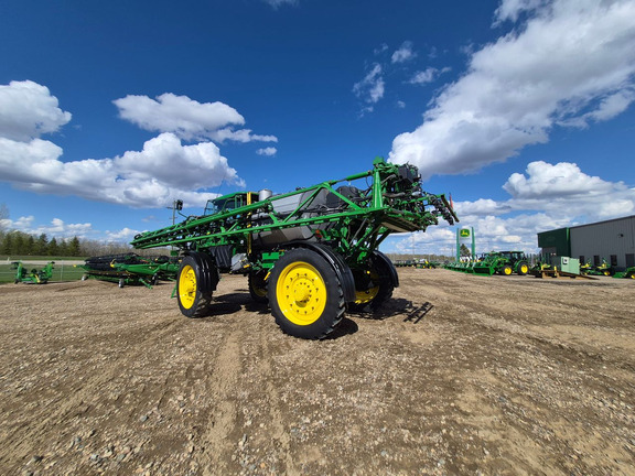 Used 2020 John Deere R4060 Self Propelled Sprayers at Horizon Ag & Turf in St. Paul, AB - Photo11