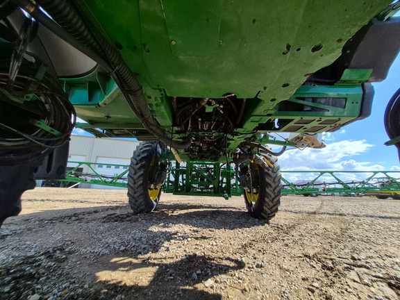 Used 2020 John Deere R4060 Self Propelled Sprayers at Horizon Ag & Turf in St. Paul, AB - Photo20