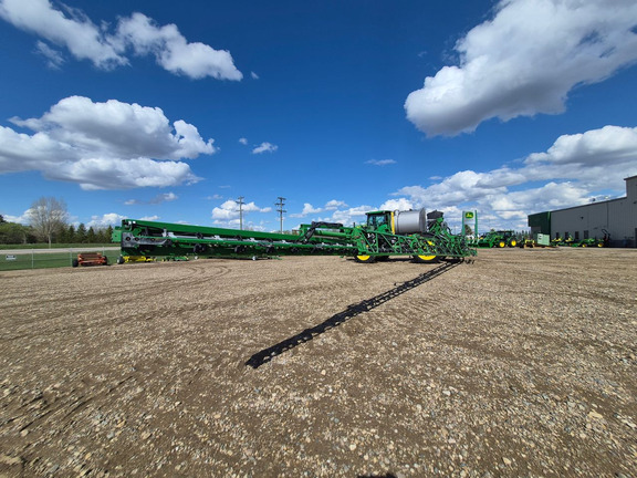 Used 2020 John Deere R4060 Self Propelled Sprayers at Horizon Ag & Turf in St. Paul, AB - Photo27