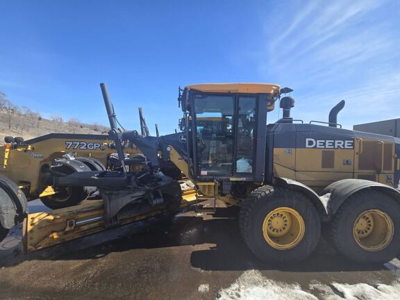 Photo of a 2018 John Deere 772G