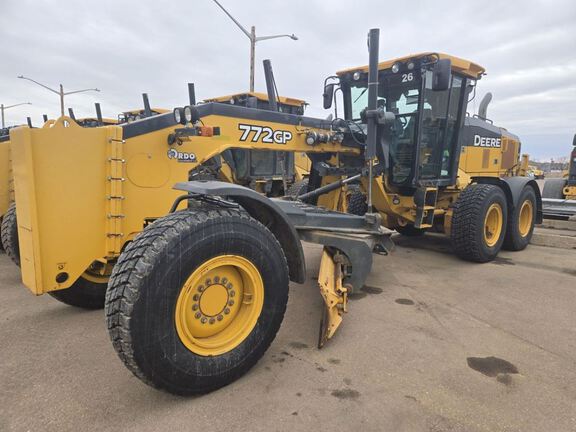 Photo of a 2018 John Deere 772G