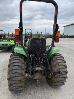 2015 John-Deere 3032E