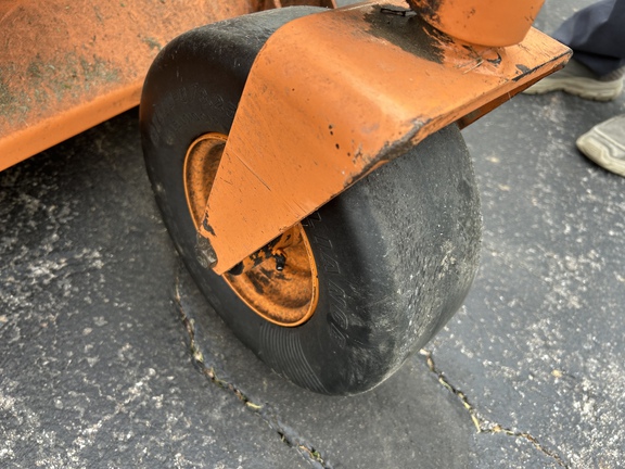 Used 2004 Scag STC48A-19KA Zero Turn Mowers at Koenig Equipment in Franklin, IN - Photo12