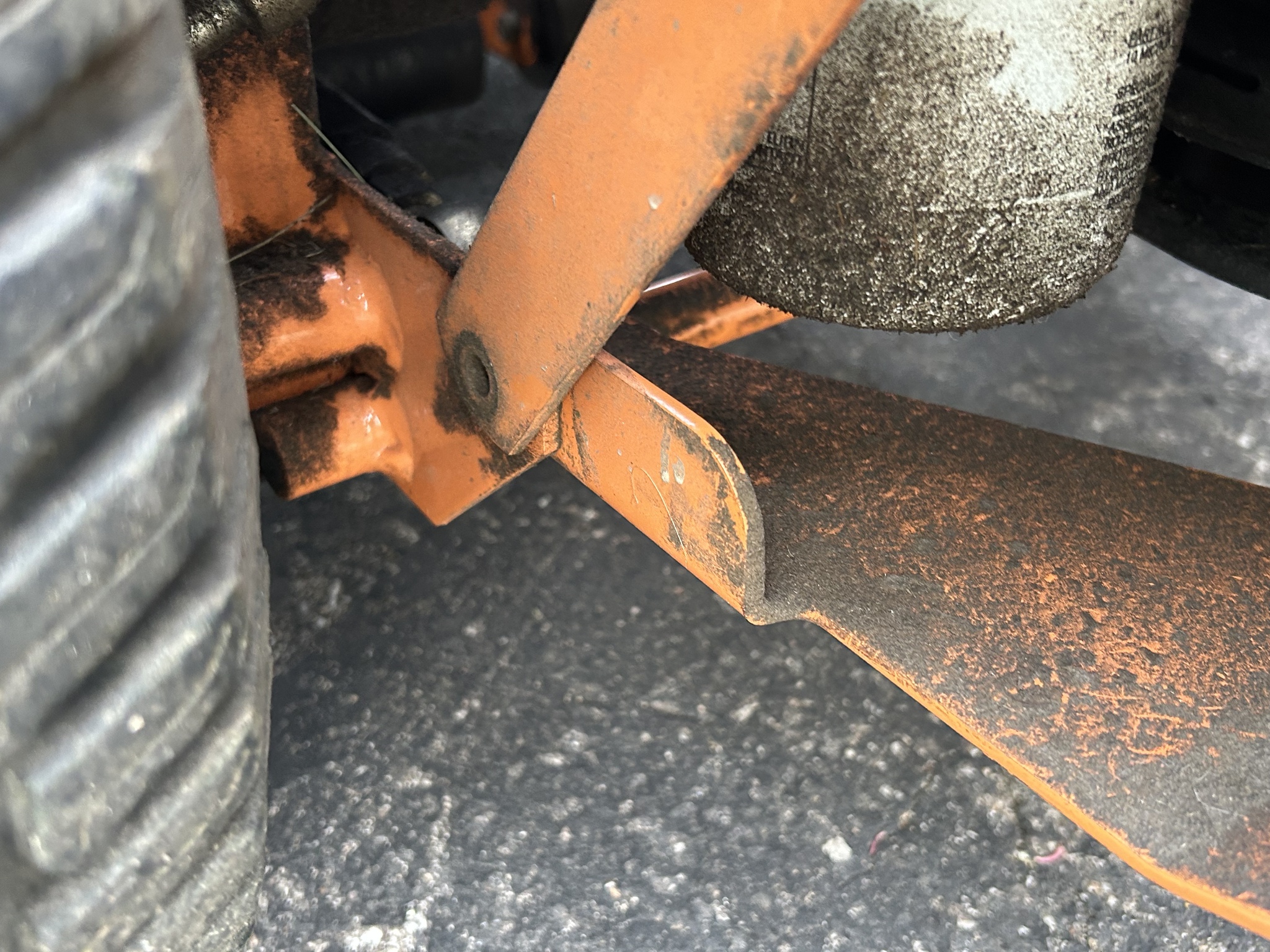 Used 2004 Scag STC48A-19KA Zero Turn Mowers at Koenig Equipment in Franklin, IN - PhotoXL13