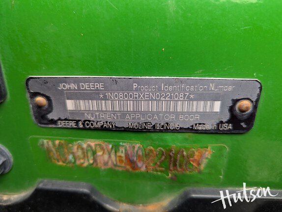 Photo of 2022 John Deere 800R