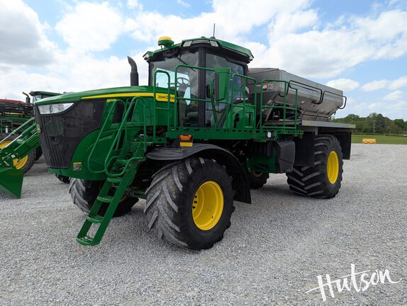 Photo of 2022 John Deere 800R