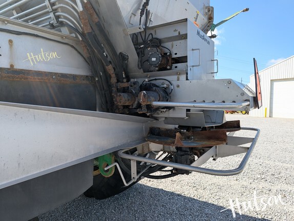 Photo of 2022 John Deere 800R