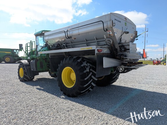 Photo of 2022 John Deere 800R