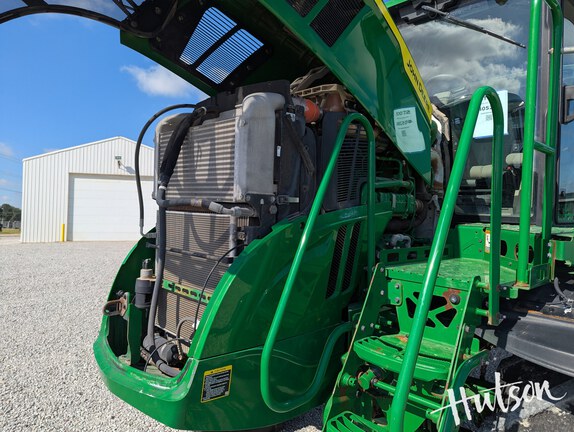 Photo of 2022 John Deere 800R