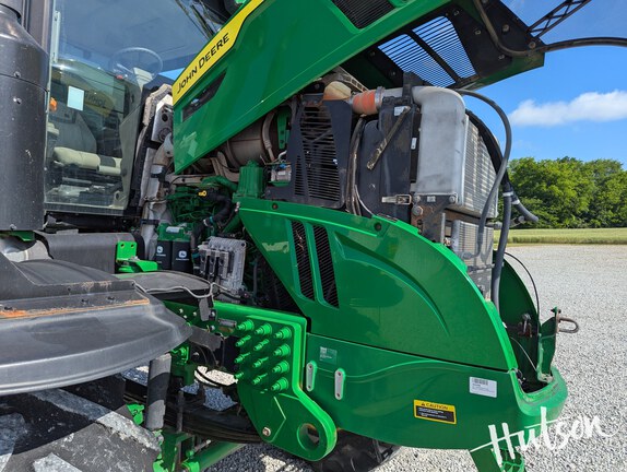Photo of 2022 John Deere 800R