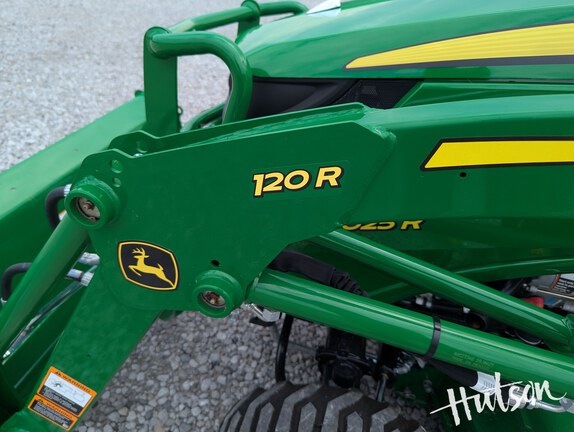 Photo of 2025 John Deere 1025R