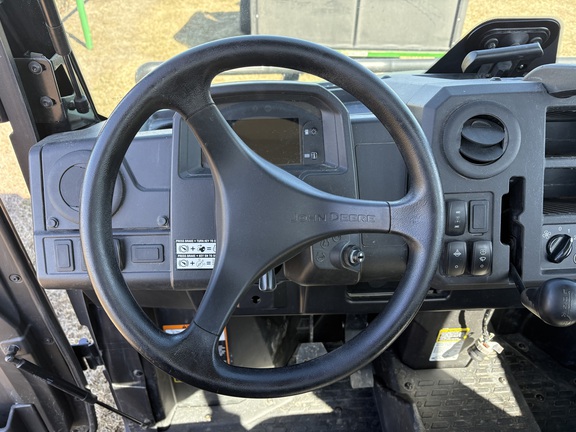 Used 2024 John Deere XUV 835M ATVs & Gators at Horizon Ag & Turf in Westlock, AB - Photo9