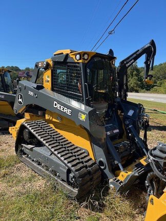 2025 John Deere 335P