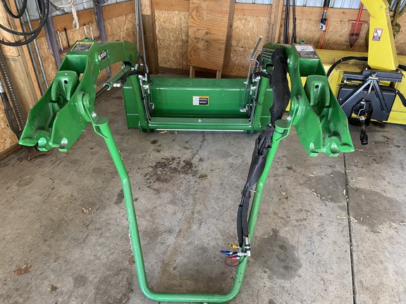 2018 John Deere 2038R - Photo19