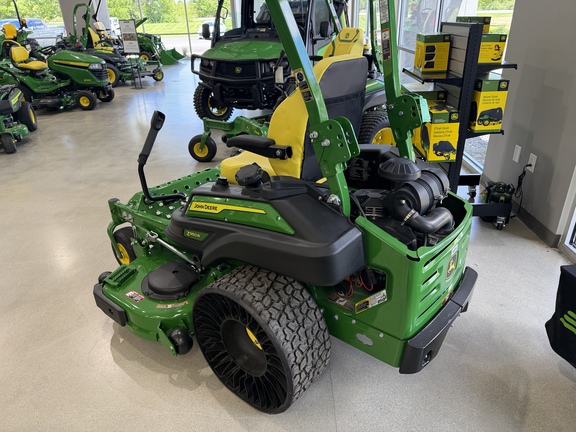 New In-Stock 2025 John Deere Z950R Zero Turn Mowers at Koenig Equipment in Knightstown, IN - Photo2