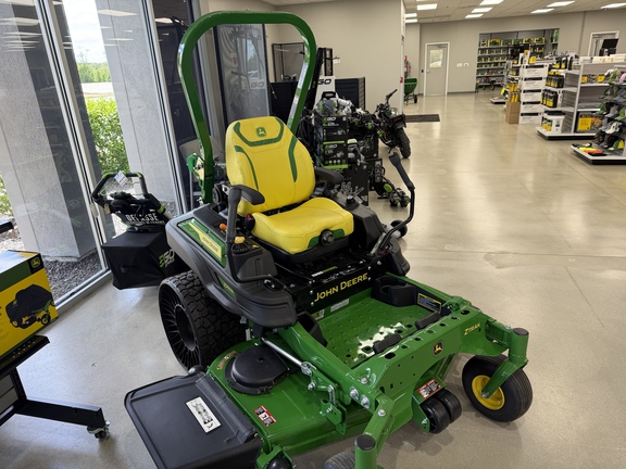 New In-Stock 2025 John Deere Z950R Zero Turn Mowers at Koenig Equipment in Knightstown, IN - Photo0