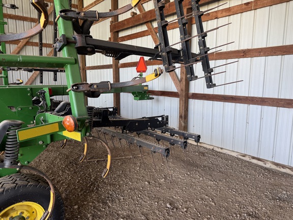 Photo of 2014 John Deere 2210