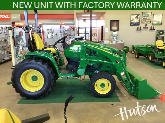 Photo of 2025 John Deere 3033R