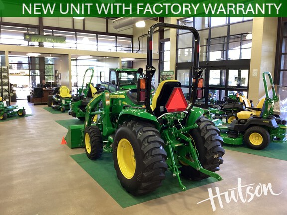 Photo of 2025 John Deere 3033R