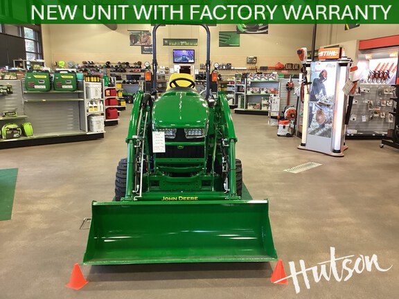 Photo of 2025 John Deere 3033R
