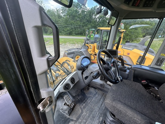 2018 Caterpillar 938M