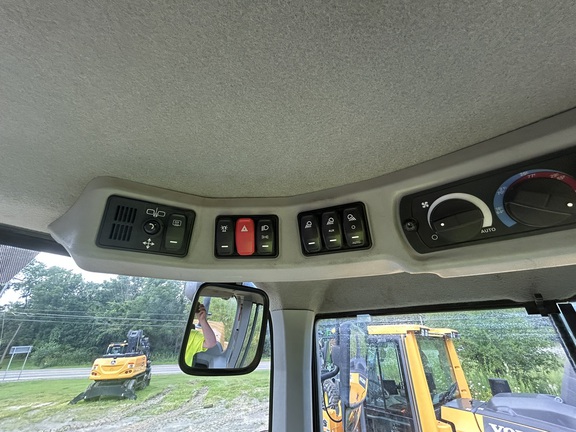 2018 Caterpillar 938M