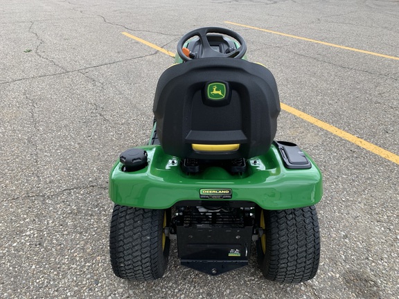 Used 2025 John Deere X330 Lawn & Garden Tractors at Horizon Ag & Turf in Edmonton West, AB - Photo2