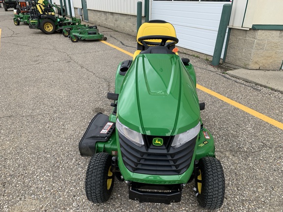 Used 2025 John Deere X330 Lawn & Garden Tractors at Horizon Ag & Turf in Edmonton West, AB - Photo4