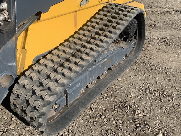 2023 John Deere 333G