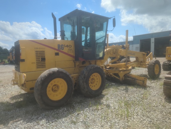 1999 New Holland RG-140