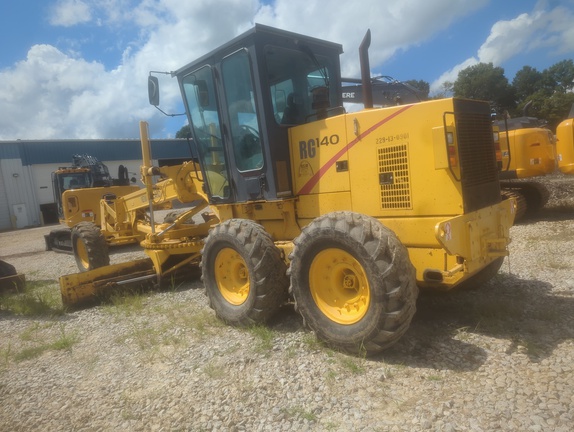 1999 New Holland RG-140