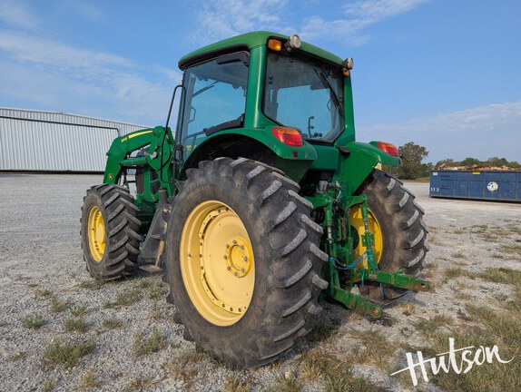 Photo of 2011 John Deere 7130 Premium