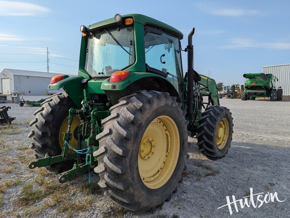 Photo of 2011 John Deere 7130 Premium