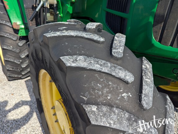 Photo of 2011 John Deere 7130 Premium