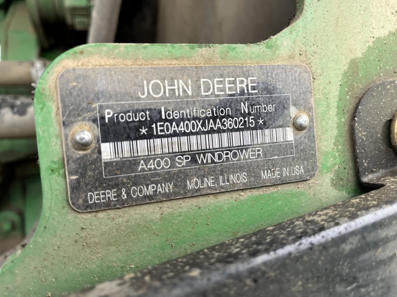 Used 2010 John Deere A400 Windrowers at Horizon Ag & Turf in Falher, AB - Photo12