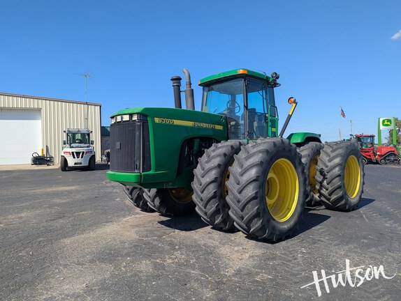 Photo of 2000 John Deere 9300