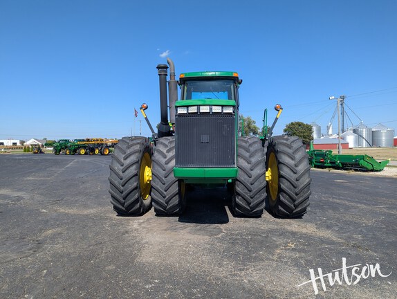 Photo of 2000 John Deere 9300
