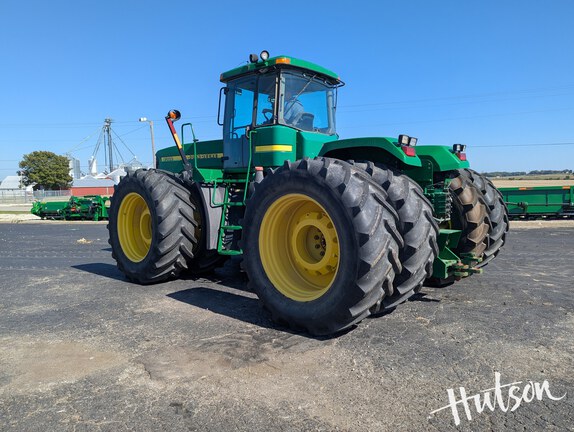 Photo of 2000 John Deere 9300