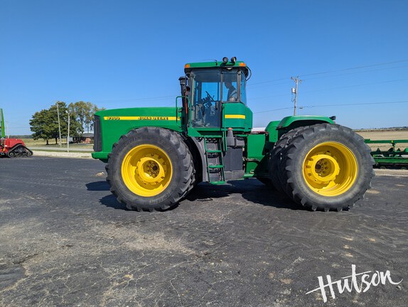 Photo of 2000 John Deere 9300