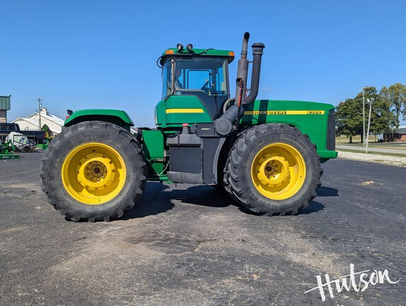 Photo of 2000 John Deere 9300