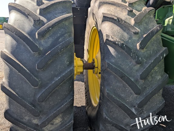 Photo of 2000 John Deere 9300