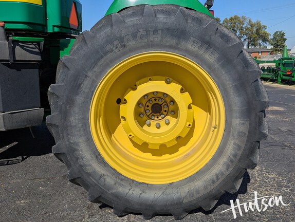 Photo of 2000 John Deere 9300