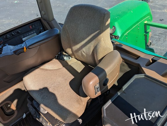 Photo of 2000 John Deere 9300