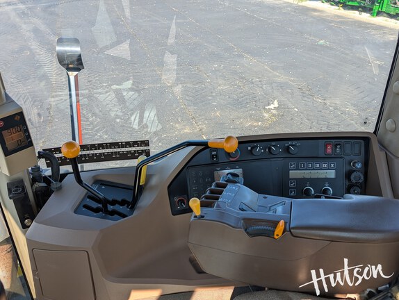 Photo of 2000 John Deere 9300
