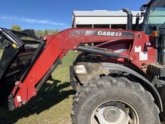  Case Farmall 110C - Photo12