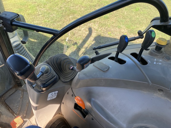  Case Farmall 110C - Photo22