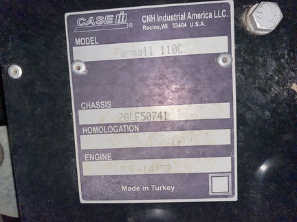  Case Farmall 110C - Photo26