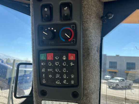 2023 John Deere 1050K