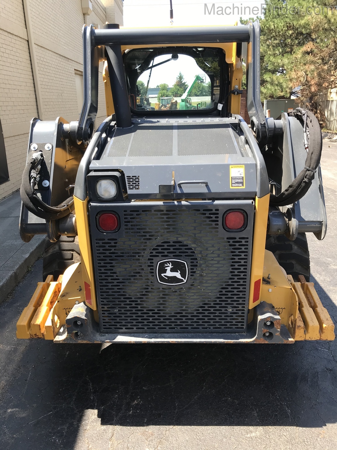 2017 John Deere 324E Image 3